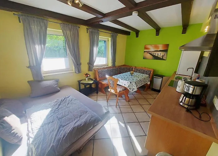 Und Bachmann Apartment *